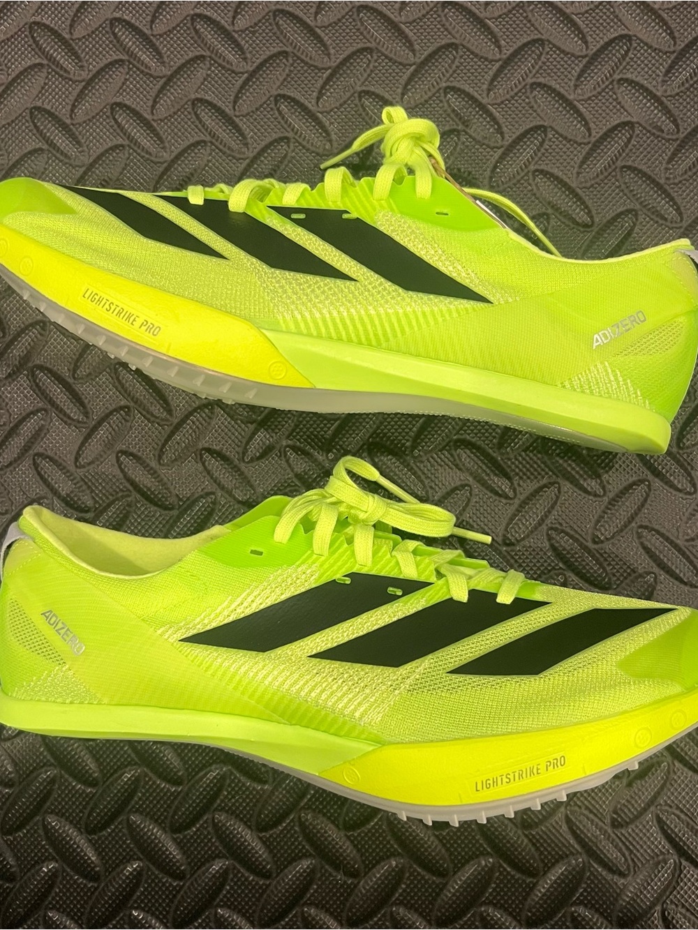 Adidas Adizero Finesse ‘Lucid Lemon’ IG2018 (No Spikes) Size 8